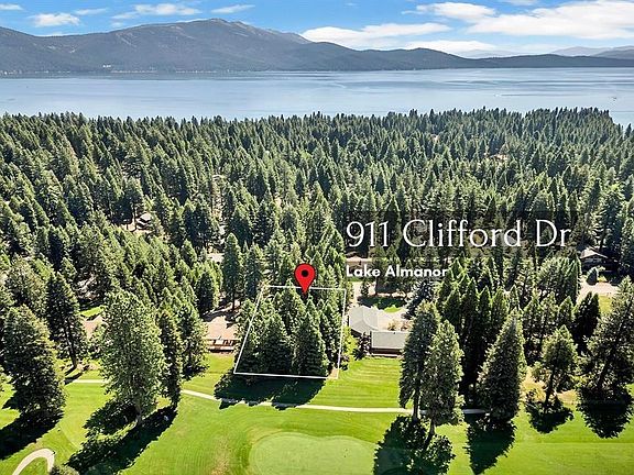 2nd image of 911 Clifford Dr