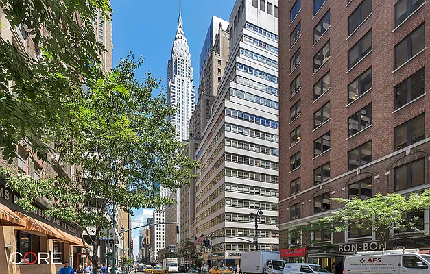 Rented by CORE | media 8