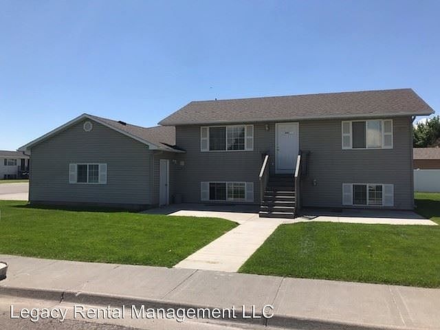 1st image of 2269 Robison Dr