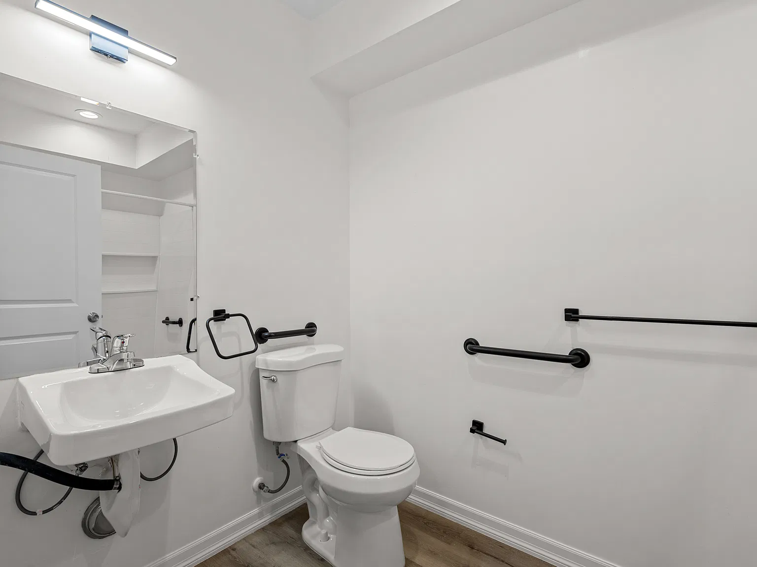 Highland Pacifica Apartments - 101 — Photo 4