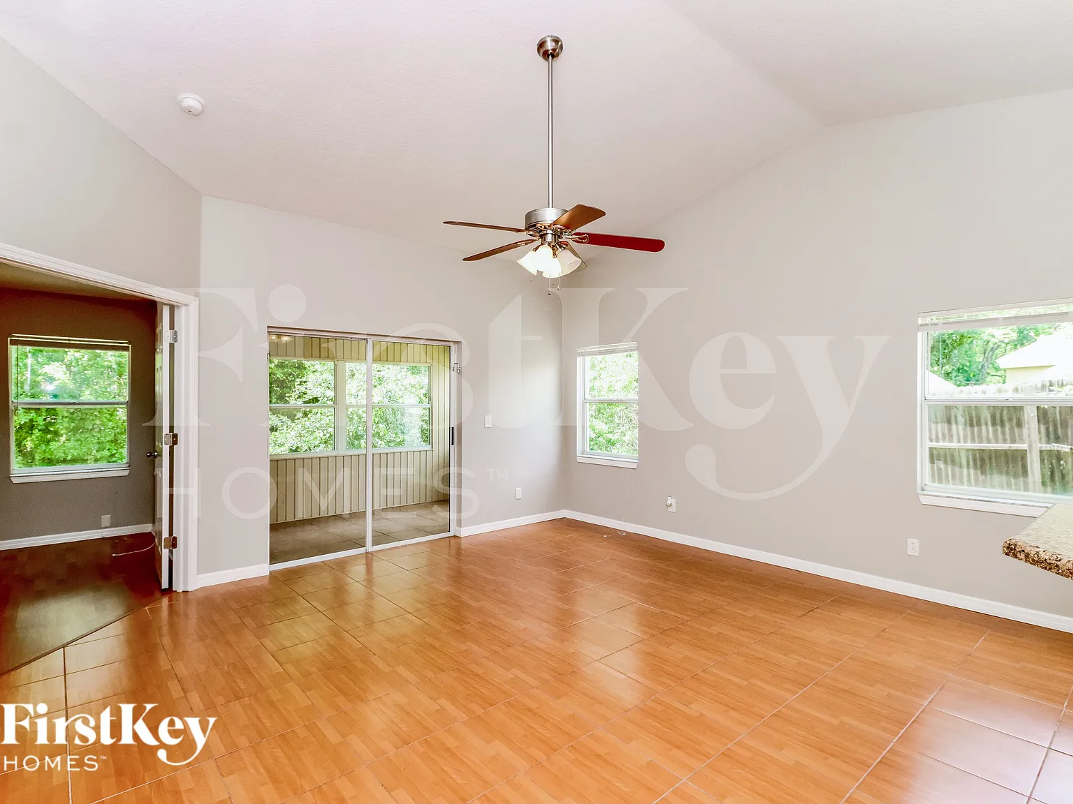 2 bed, 2.0 bath, 1022 sqft, $1,720 — Photo 2