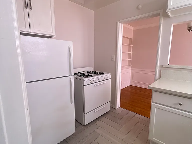 1955 Palmerston Pl — Photo 6