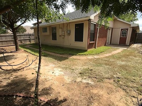 4th image of 5201 Trailhead Dr