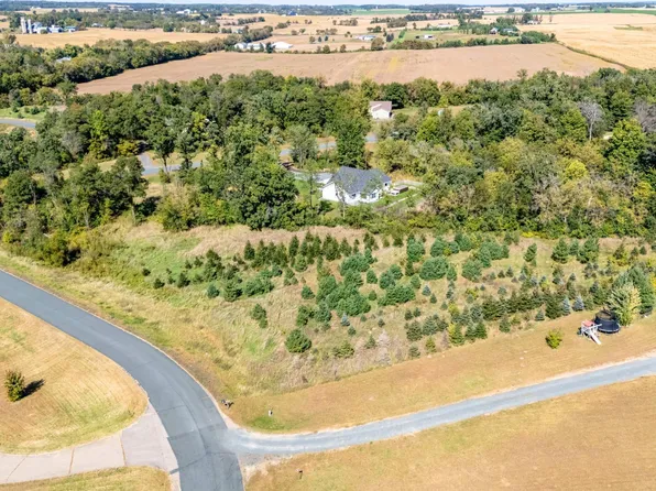 8 256th St, Osceola, WI 54020