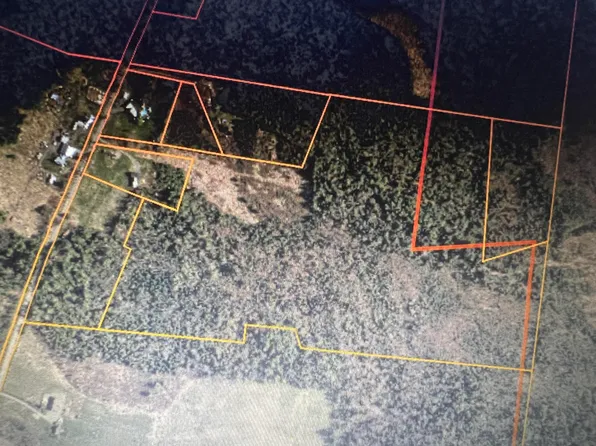 15-2 Oak Pond Road, Skowhegan, ME 04976