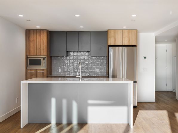 3699 Capozzi Rd #909, Kelowna, BC V1W 3L2