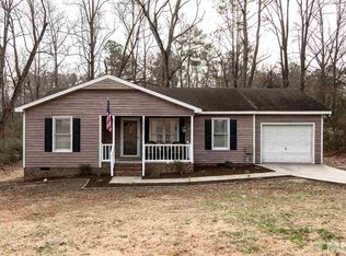 610 Camellia Dr, Four Oaks, NC 27524