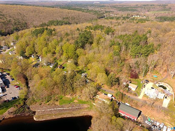 2nd image of 26 Colburn Road