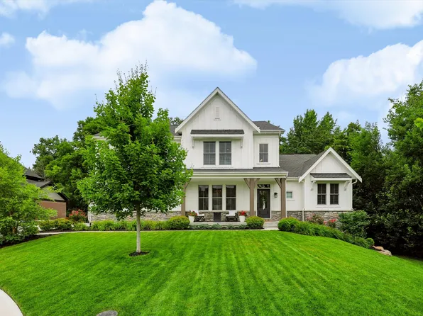 230 Elmsborough Bnd, Westfield, IN 46074