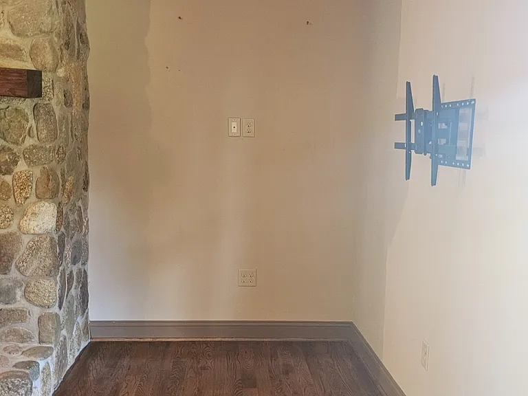 868 Longshot Ln — Photo 38