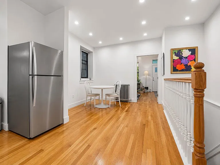 31 Aberdeen St #1R — Photo 1