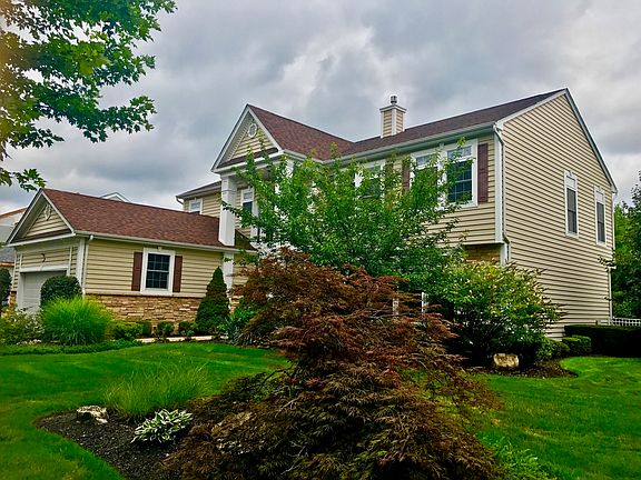 3rd image of 7 Monterrey Dr