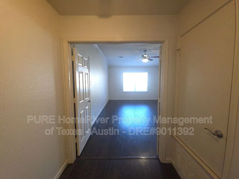 3 bed, 2.0 bath, 1701 sqft, $1,895 — Photo 4