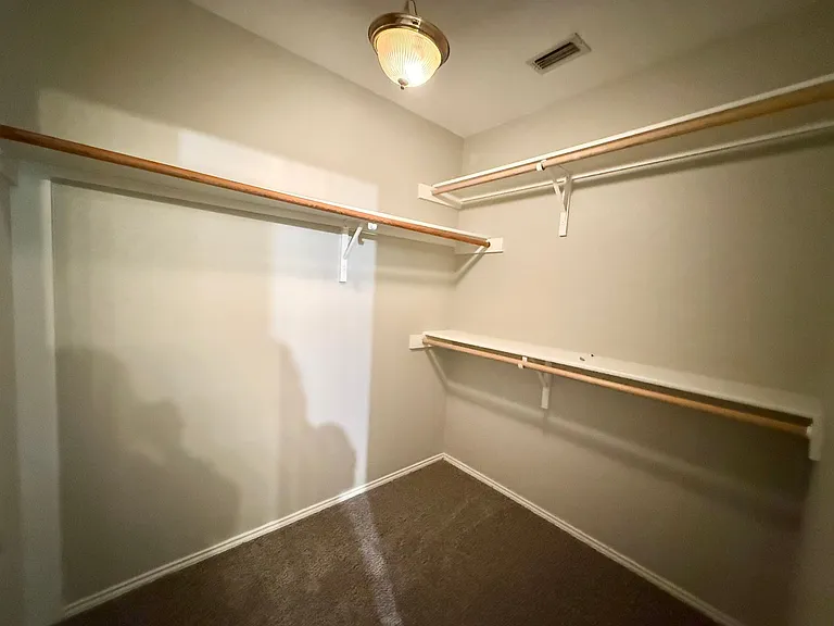 601 Morningside — Photo 16