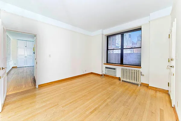 Rented by Town Residential | media 26