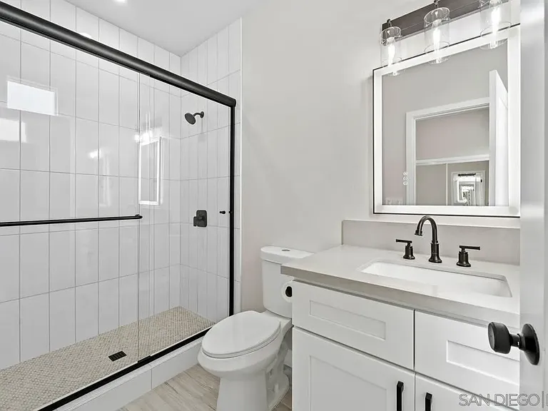 352 Imperial Beach Blvd — Photo 20