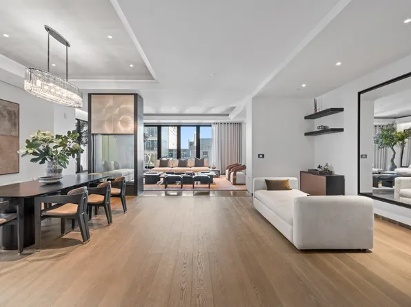 730 Fifth Avenue image 29 of 46