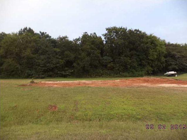 1st image of 260 Jennifer Ln
