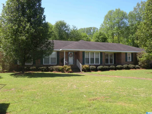 817 Taylor Cir, Sylacauga, AL 35150