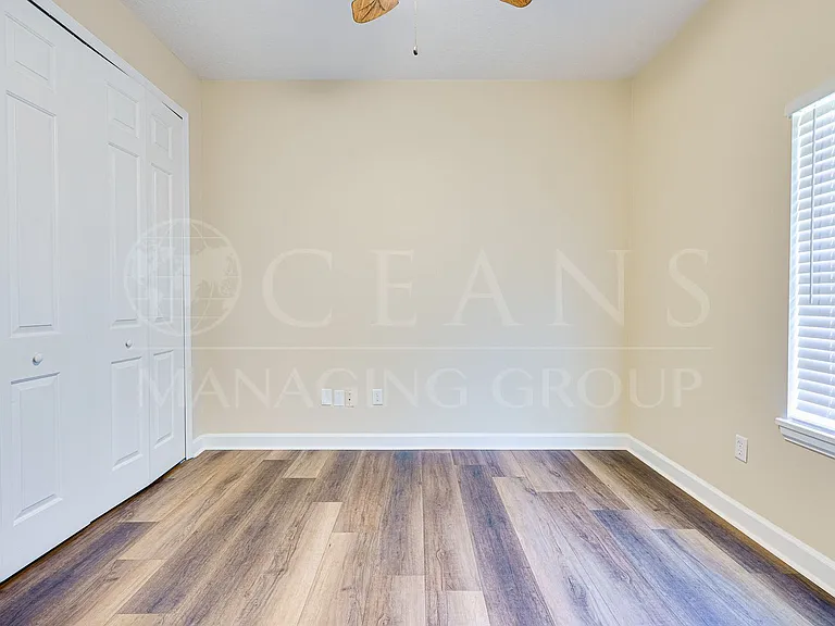 4013 Cree Dr — Photo 15