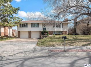 10712 Old Maple Rd, Omaha, NE 68134