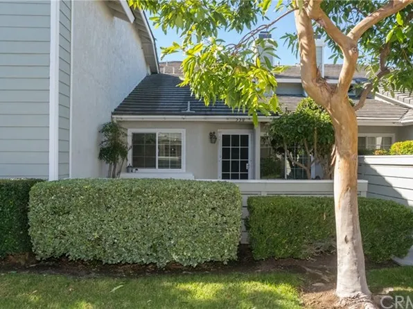 550 N Wake Forest Dr #107, Anaheim, CA 92801