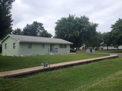 307 W 9th St, Wood River, NE, 68883