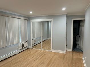 916 E Old Willow Rd Unit 203, Prospect Heights, IL 60070