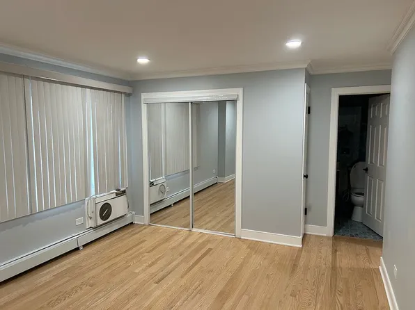 916 E Old Willow Rd Unit 203, Prospect Heights, IL 60070