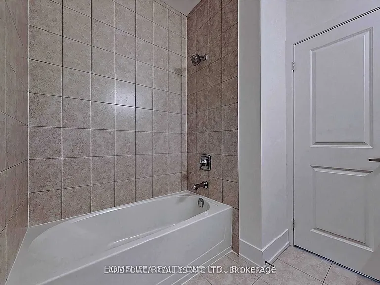 9 Cambray Rd — Photo 16