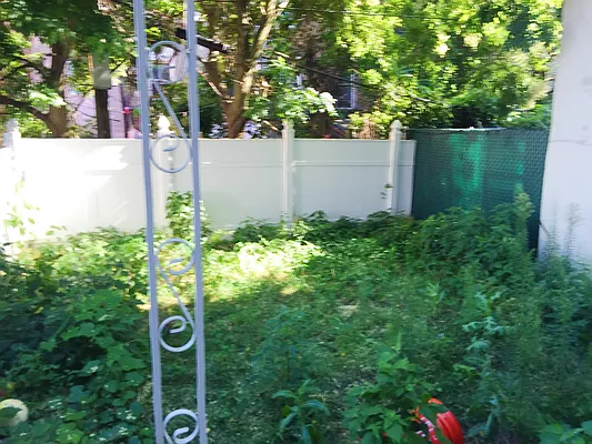 Rented by In Haus LLC | media 4