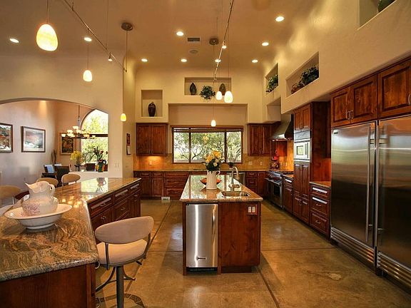 5th image of 10601 E Pueblo Canyon Pl