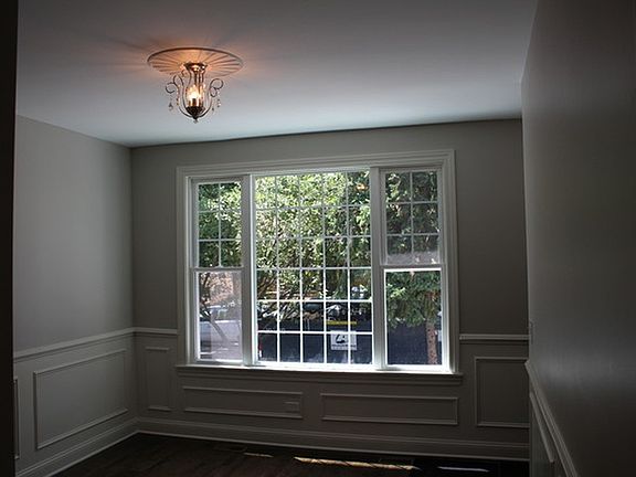 3rd image of 2519 Grove Ave #0