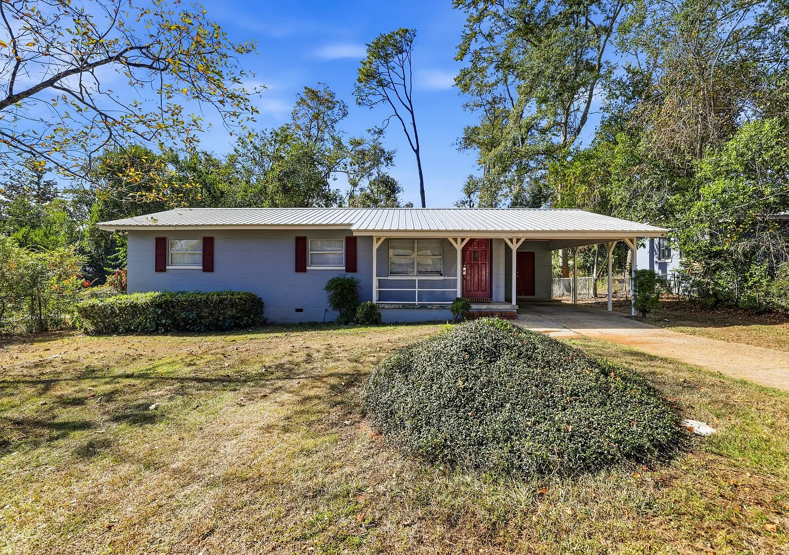 3 Bedroom House Minutes Away from FSU!! Ready for Fall 2027 — Photo 1