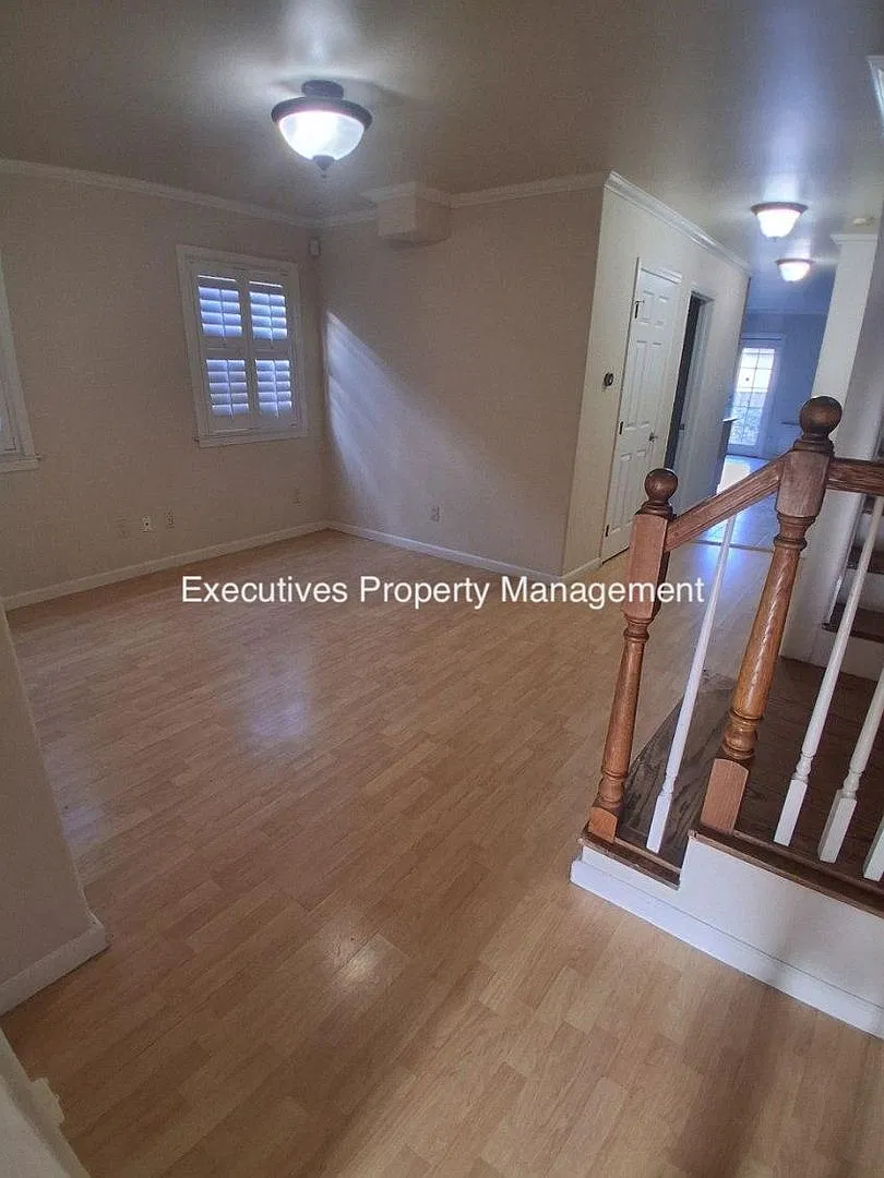House For Rent | 1707 40th Ave, Oakland — Photo 3