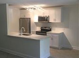 315 Meadows Cir, Boynton Beach, FL 33436