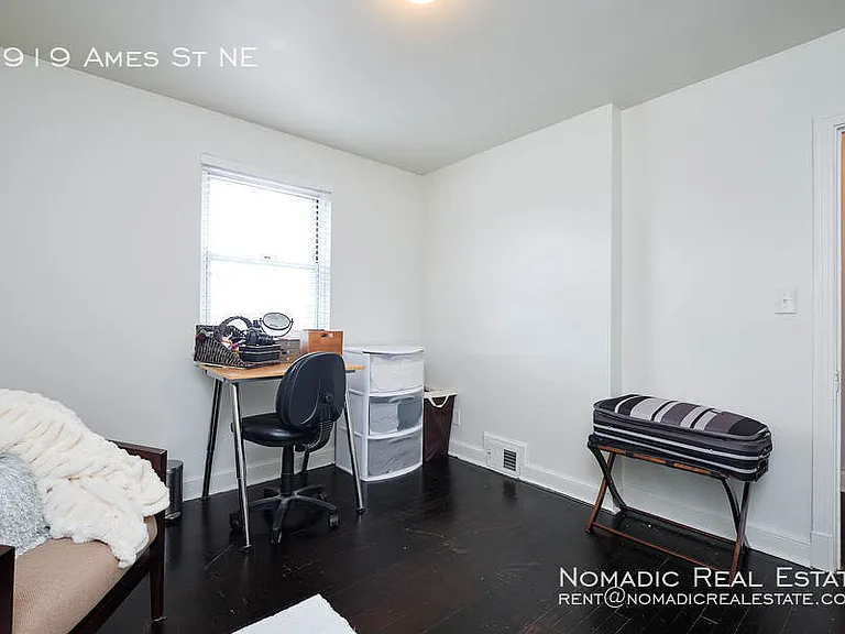 3919 Ames St NE — Photo 14