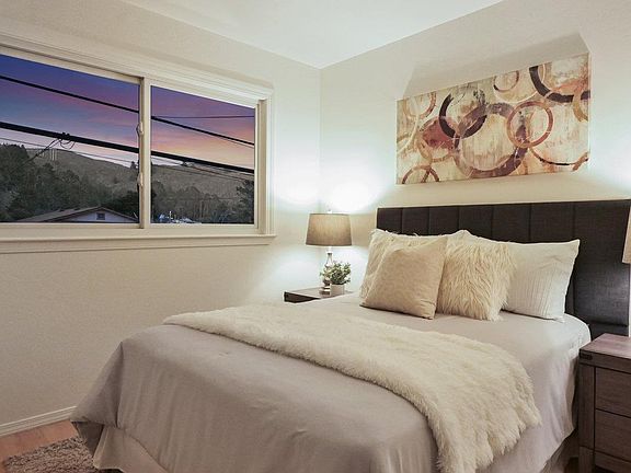 5th image of 1533 Terra Nova Blvd
