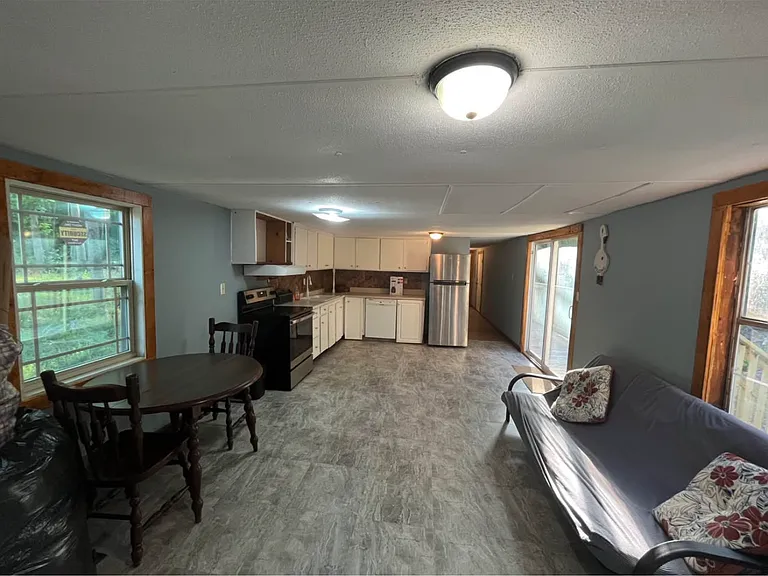 220 Cedar Grove Rd — Photo 5