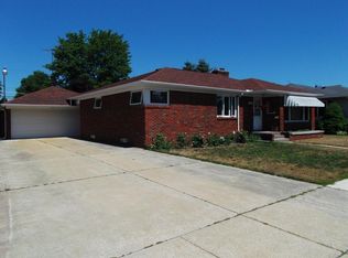 578 W Friedrich St, Rogers City, MI 49779