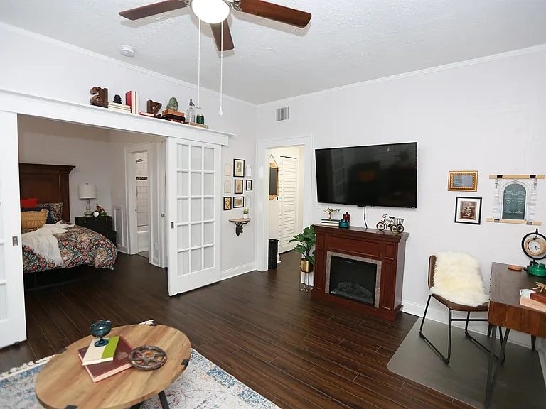 407 S Melville Ave — Photo 53