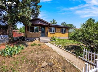 525 Yellowstone Rd, Colorado Springs, CO 80910