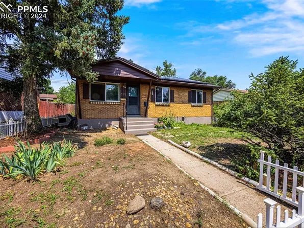 525 Yellowstone Rd, Colorado Springs, CO 80910