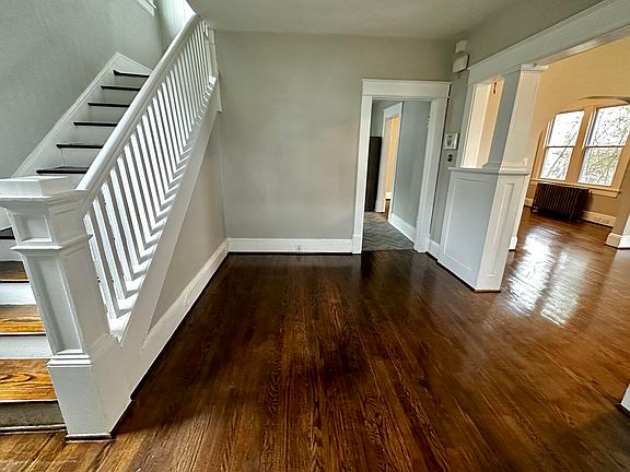 3rd image of 507 McDowell Ave NW