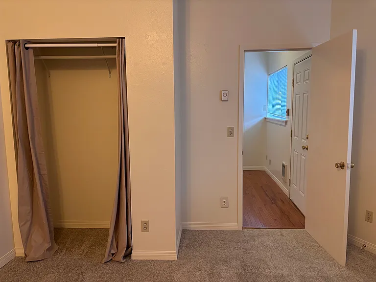 1414 SE Lambert St #3 — Photo 6