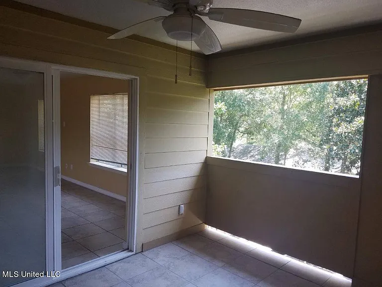 265 Crawford St — Photo 7