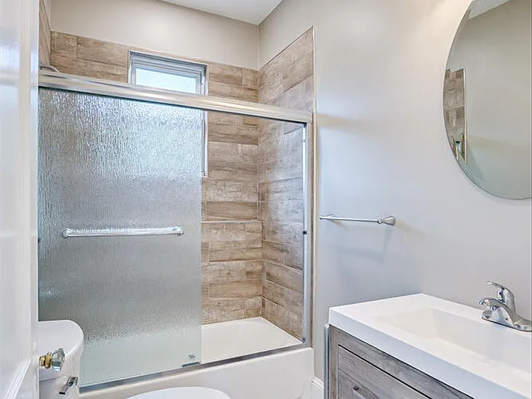 338 Buckelew Ave — Photo 14