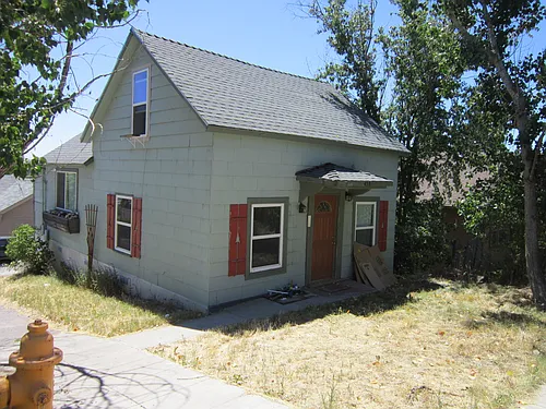 438 High St Photo 1