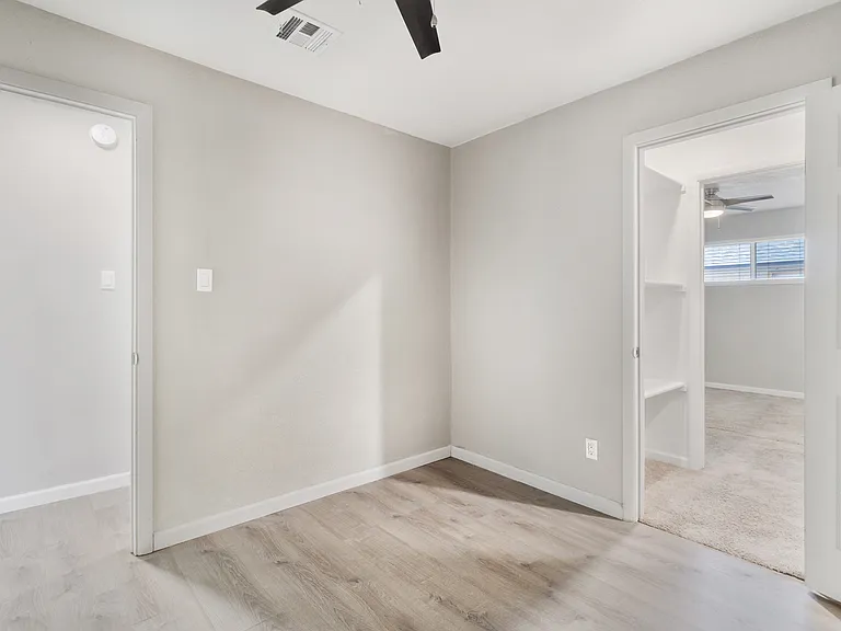 2612 W Pierson St #C — Photo 7