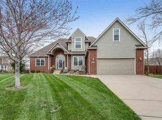 207 Bent Tree Ct, Andover, KS 67002
